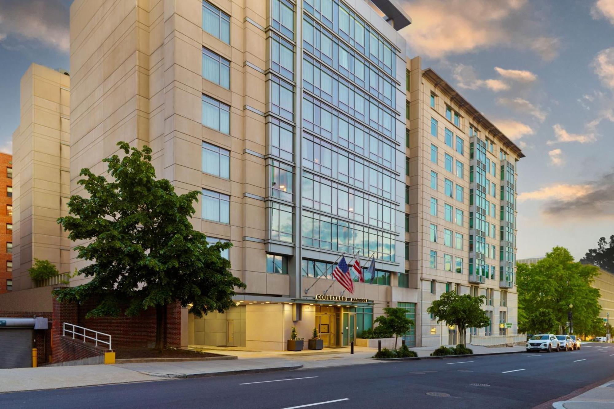 Courtyard By Marriott Washington, D.C./Foggy Bottom Hotell Eksteriør bilde