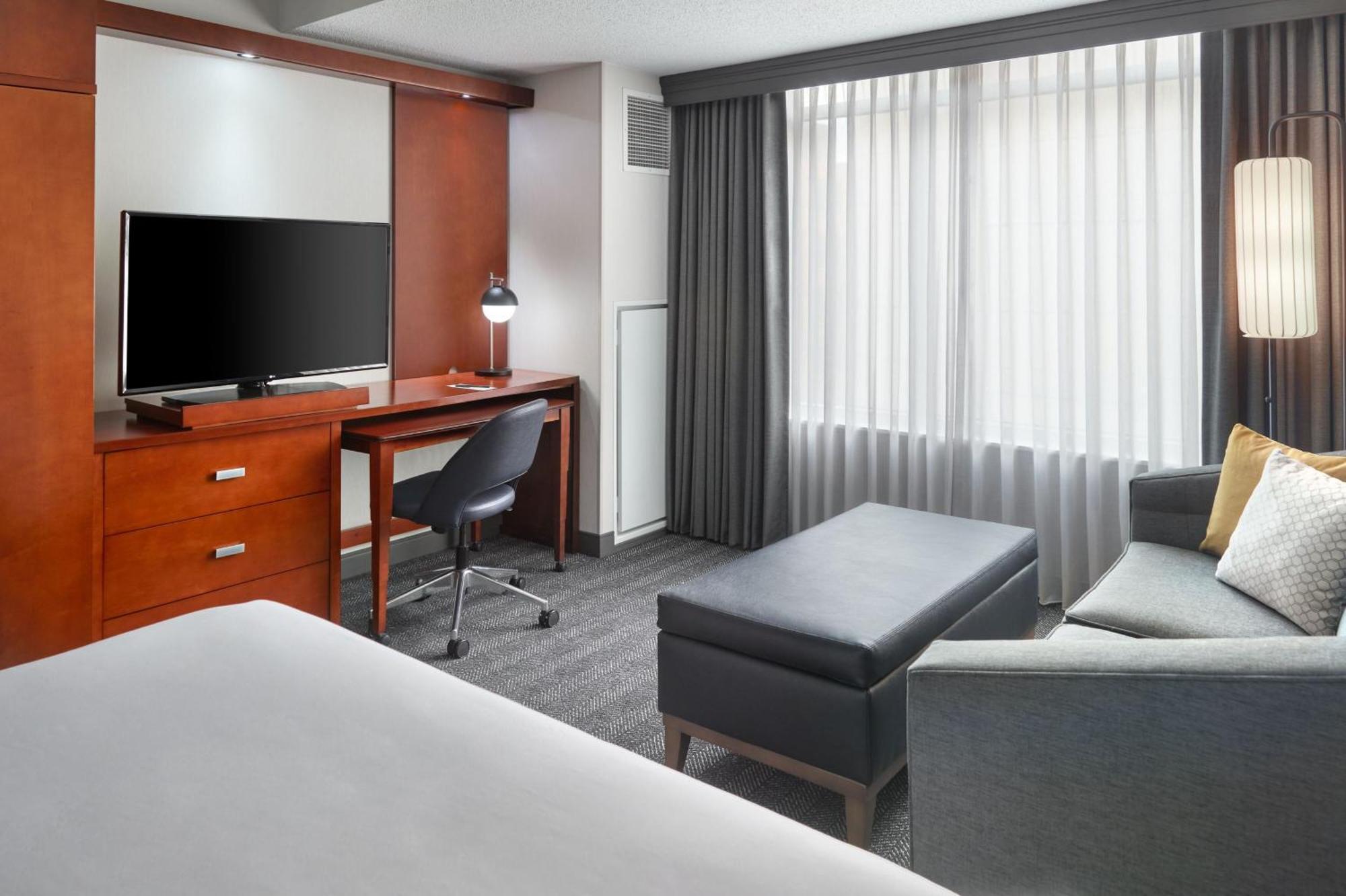 Courtyard By Marriott Washington, D.C./Foggy Bottom Hotell Eksteriør bilde