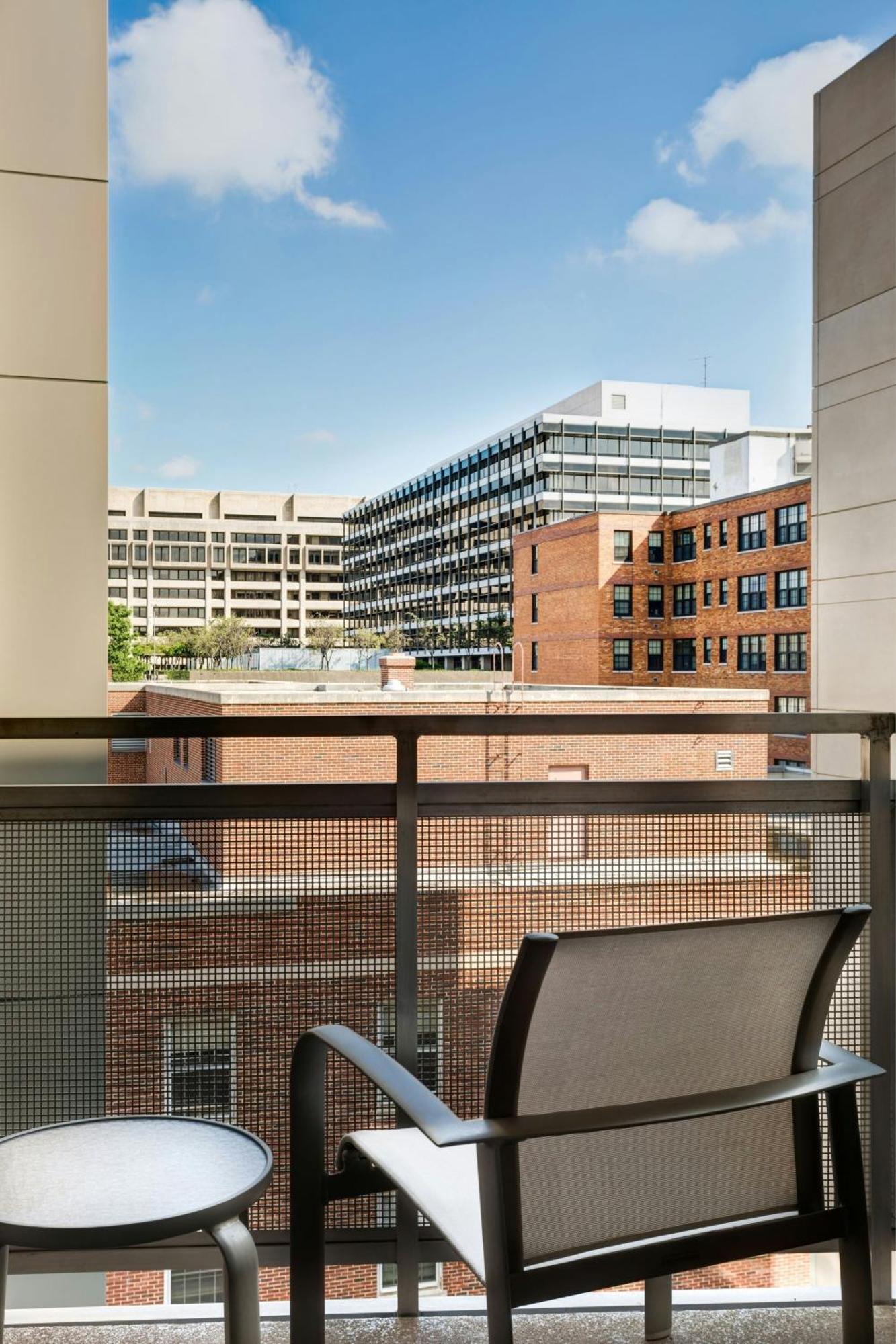 Courtyard By Marriott Washington, D.C./Foggy Bottom Hotell Eksteriør bilde