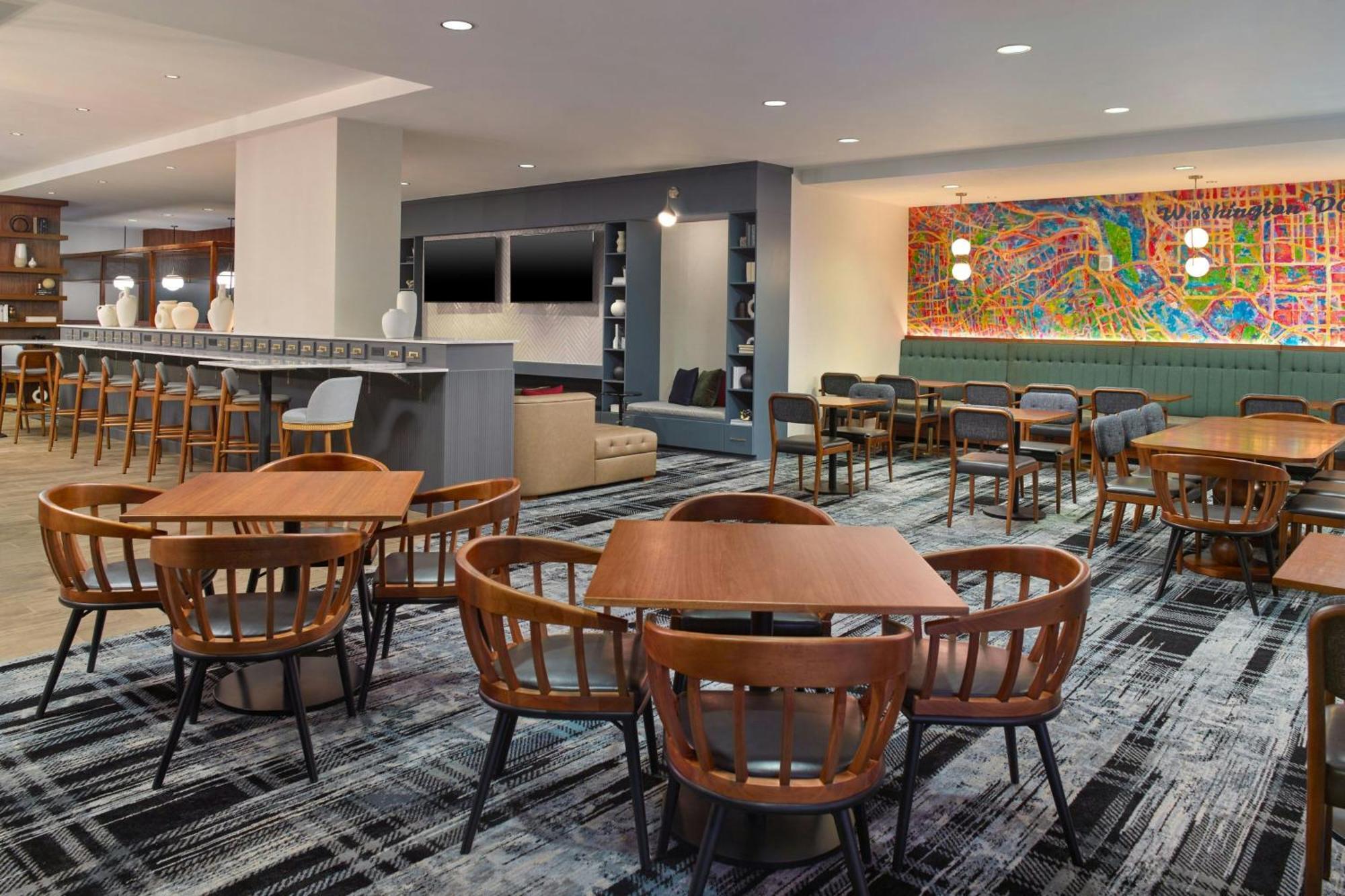 Courtyard By Marriott Washington, D.C./Foggy Bottom Hotell Eksteriør bilde
